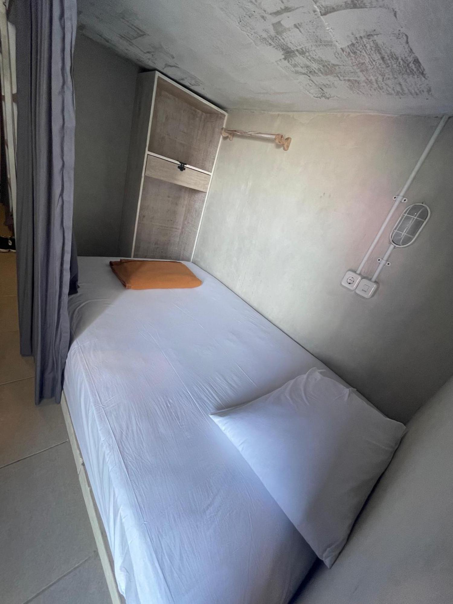 Lushy Hostel Nusa Penida Toyapakeh Eksteriør billede