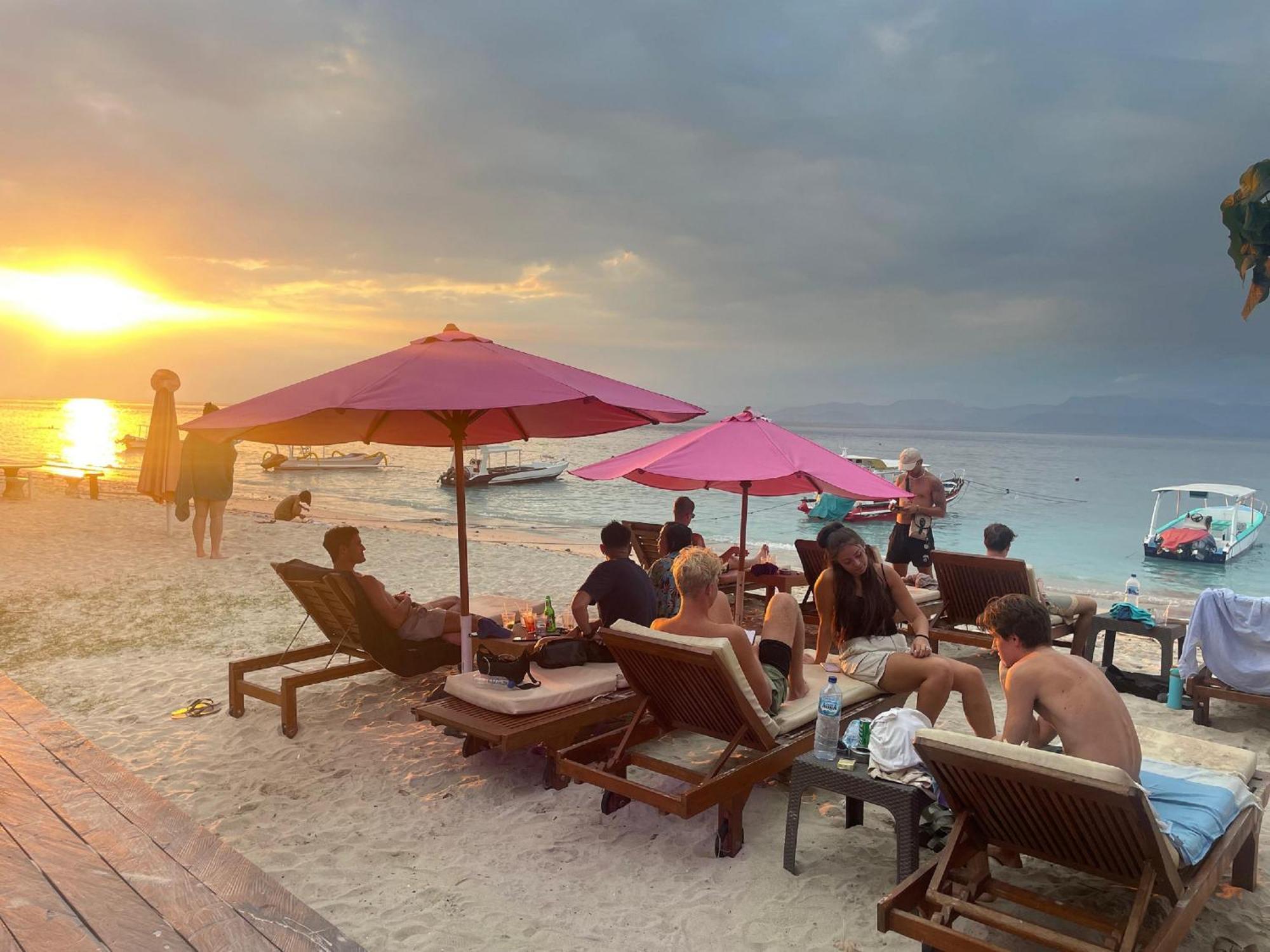 Lushy Hostel Nusa Penida Toyapakeh Eksteriør billede